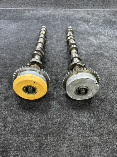 11317613932, 11317604870 2016 BMW X6M S63 Engine LH Intake And Exhaust Camshaft Assembly Pair OEM