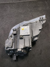 7158938 2007-2010 BMW X5 E70 Right Side Xenon Headlight Assembly Adaptive OEM 7158938