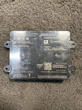 13558043 2025 Cadillac CT5-V Mobile Phone Wireless Charging Control Module OEM 13558043