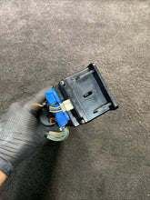 9140010021 1988-1994 BMW E32 750i 740i 735i Front AC Climate Control Switch OEM 9140010021