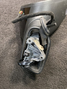 021095 11-14 Volkswagen Touareg Front Right Passenger Door Side View Mirror OEM 021095