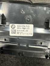 9347436-02 2018 BMW 230 XI Front Center Dash HVAC Air Vents W/ Hazard Button OEM 9347436-02