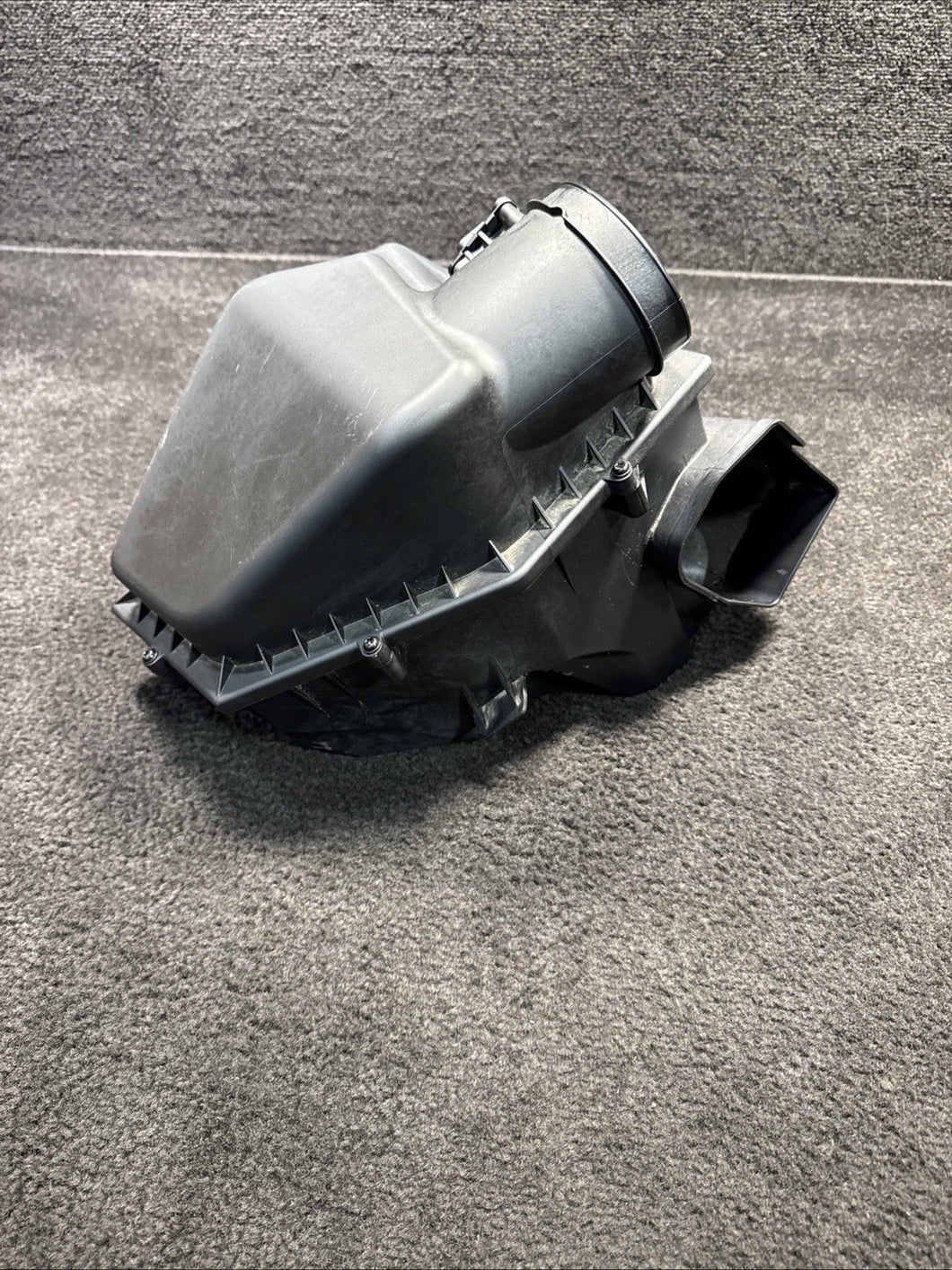 857514 2022 BMW X3 M40i Air Intake Filter Box OEM