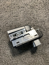 2020 Kia Optima Fromt Left Driver Mirror Control Switch OEM