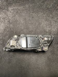 30698802 2007 Volvo V50 Right Side Halogen Headlight Lamp OEM 30698802