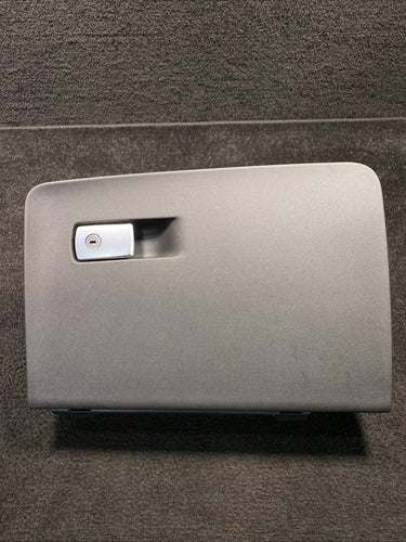 9363451 2022 BMW X3 M40i Dashboard Glove Box Storage Compartment OEM 9363451