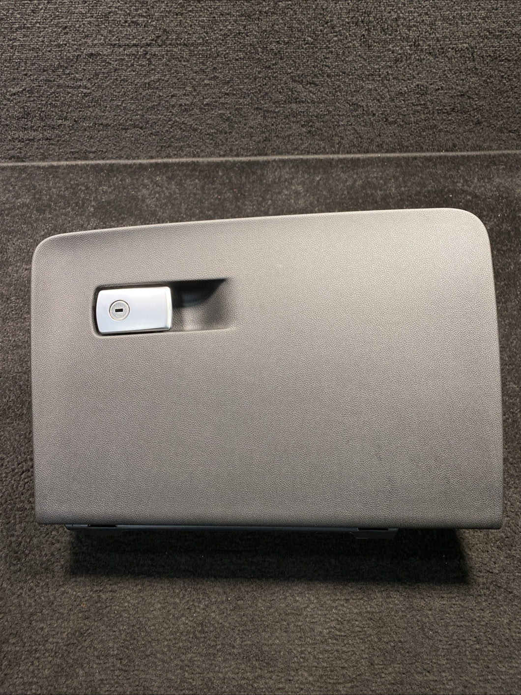 9363451 2022 BMW X3 M40i Dashboard Glove Box Storage Compartment OEM 9363451