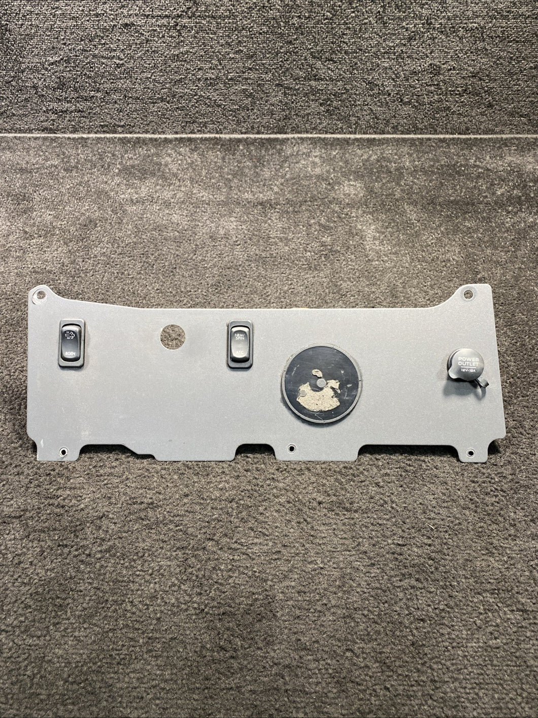 22-53168-000 2018 Freightliner M2 106 Dashboard Switch Panel Assembly OEM 22-53168-000