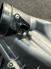 857514 2022 BMW X3 M40i Air Intake Filter Box OEM