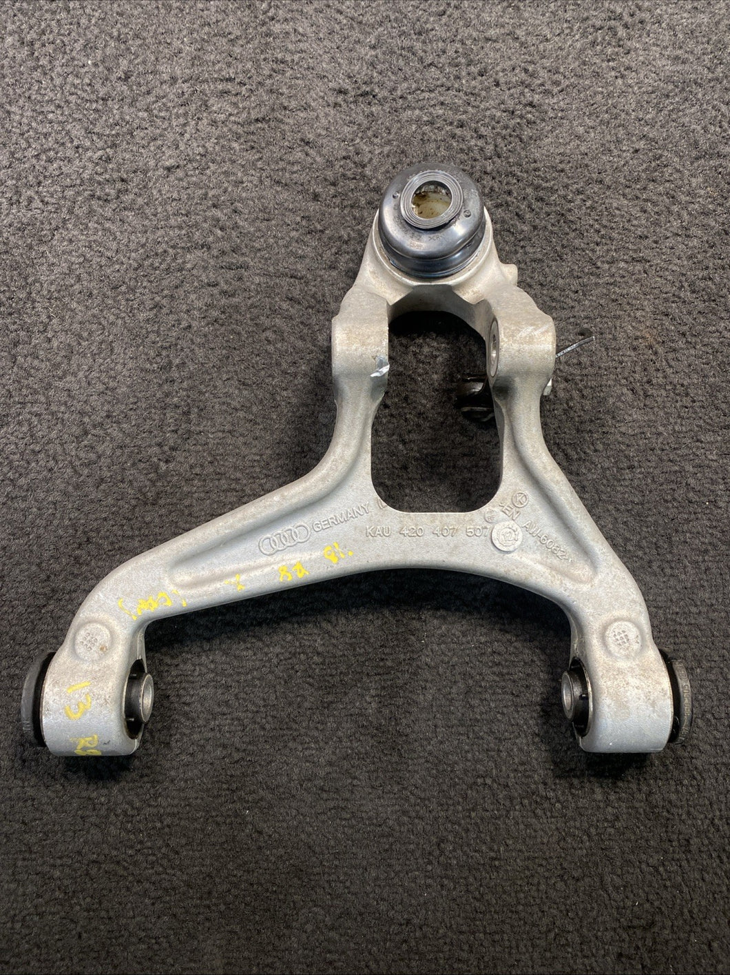 420407507 2013 Audi R8 Front Left Upper Control Arm OEM 420407507