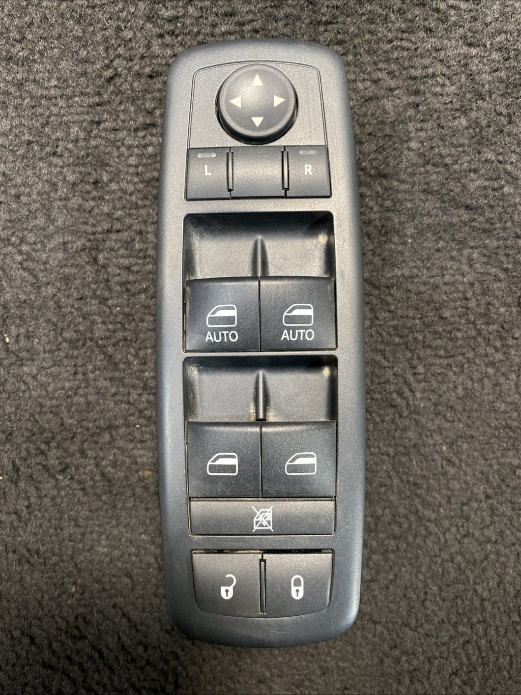 2018 Dodge Ram 2500 Front Driver Door Master Window Switch Panel OEM 56046823AE