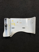 R22-1404R 2019 T880 Kenworth Day Cab Right Exterior B Pillar Cover White OEM R22-1404R