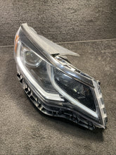 2020 Kia Optima Right Side Halogen Headlight Lamp W/ LED DRL OEM Damaged!