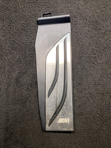 8053899 2020 BMW M2 Competition Dead Pedal Foot Rest OEM 8053899