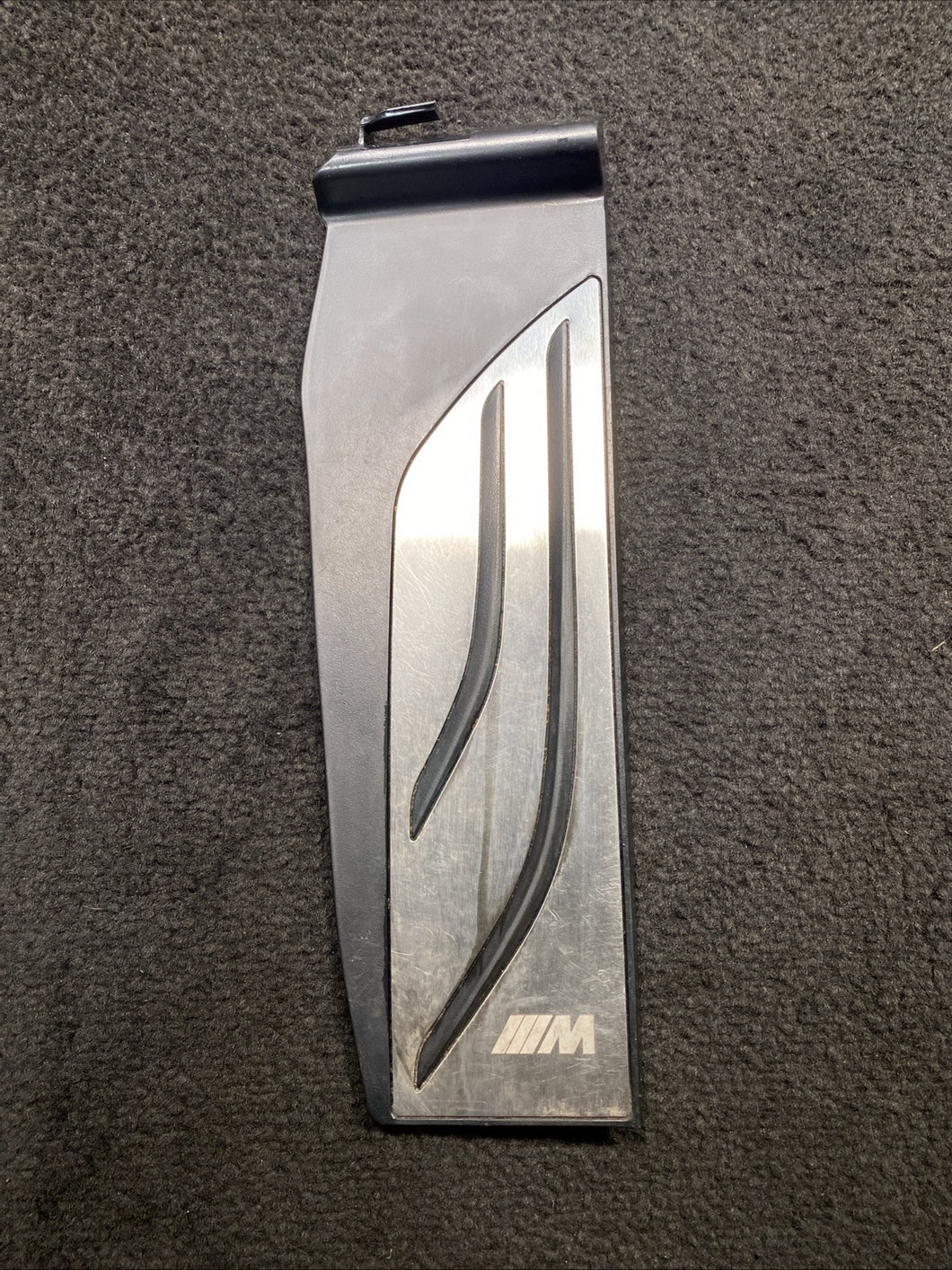 8053899 2020 BMW M2 Competition Dead Pedal Foot Rest OEM 8053899