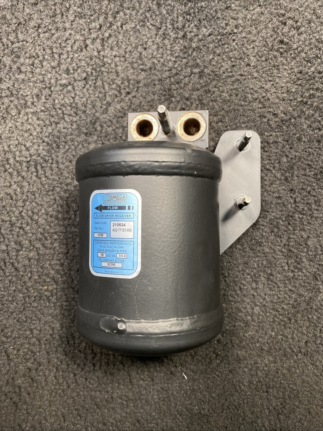 A2277123002 2018 Freightliner M2 106 Medium Duty A/C Receiver Drier OEM A2277123002