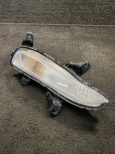 92304D5 2020 Kia Optima Front Right Lower Fog Light Turn Signal Lamp OEM 92304D5