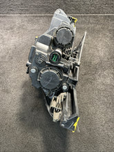 2020 Kia Optima Right Side Halogen Headlight Lamp W/ LED DRL OEM Damaged!