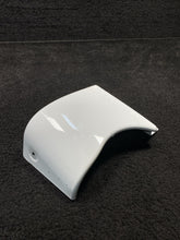R22-1404R 2019 T880 Kenworth Day Cab Right Exterior B Pillar Cover White OEM R22-1404R